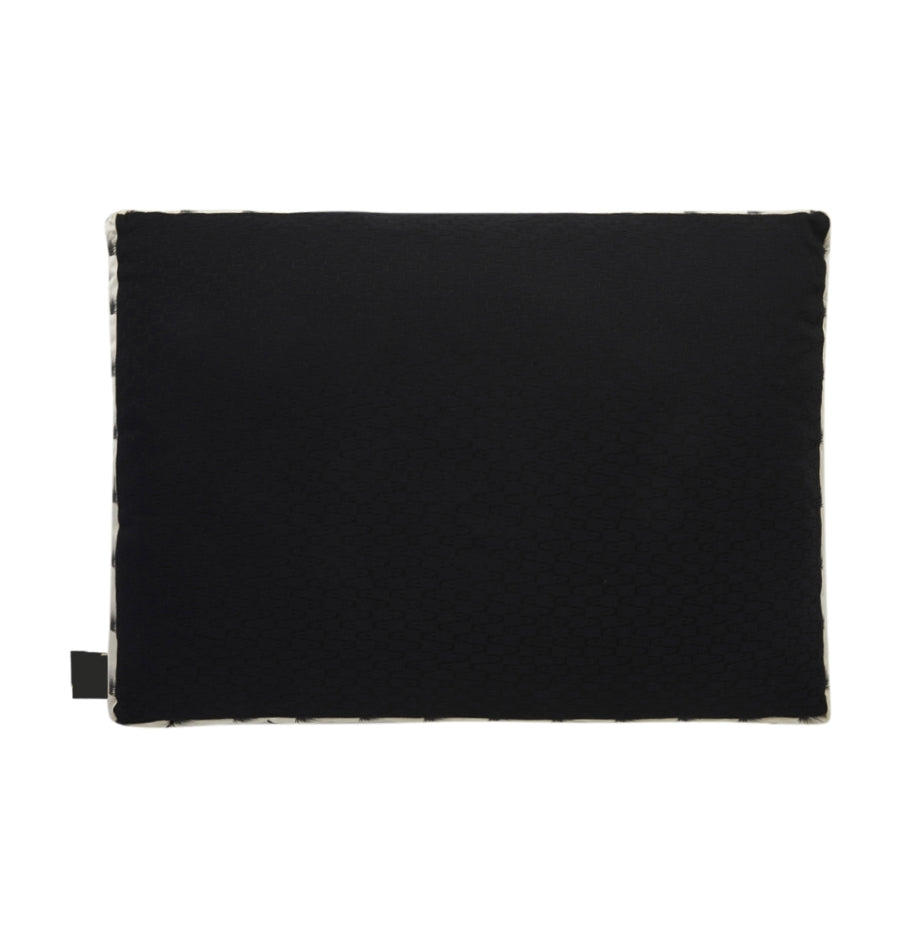 HANATSUGI CUSHION - Home - Home accessories - Cushion