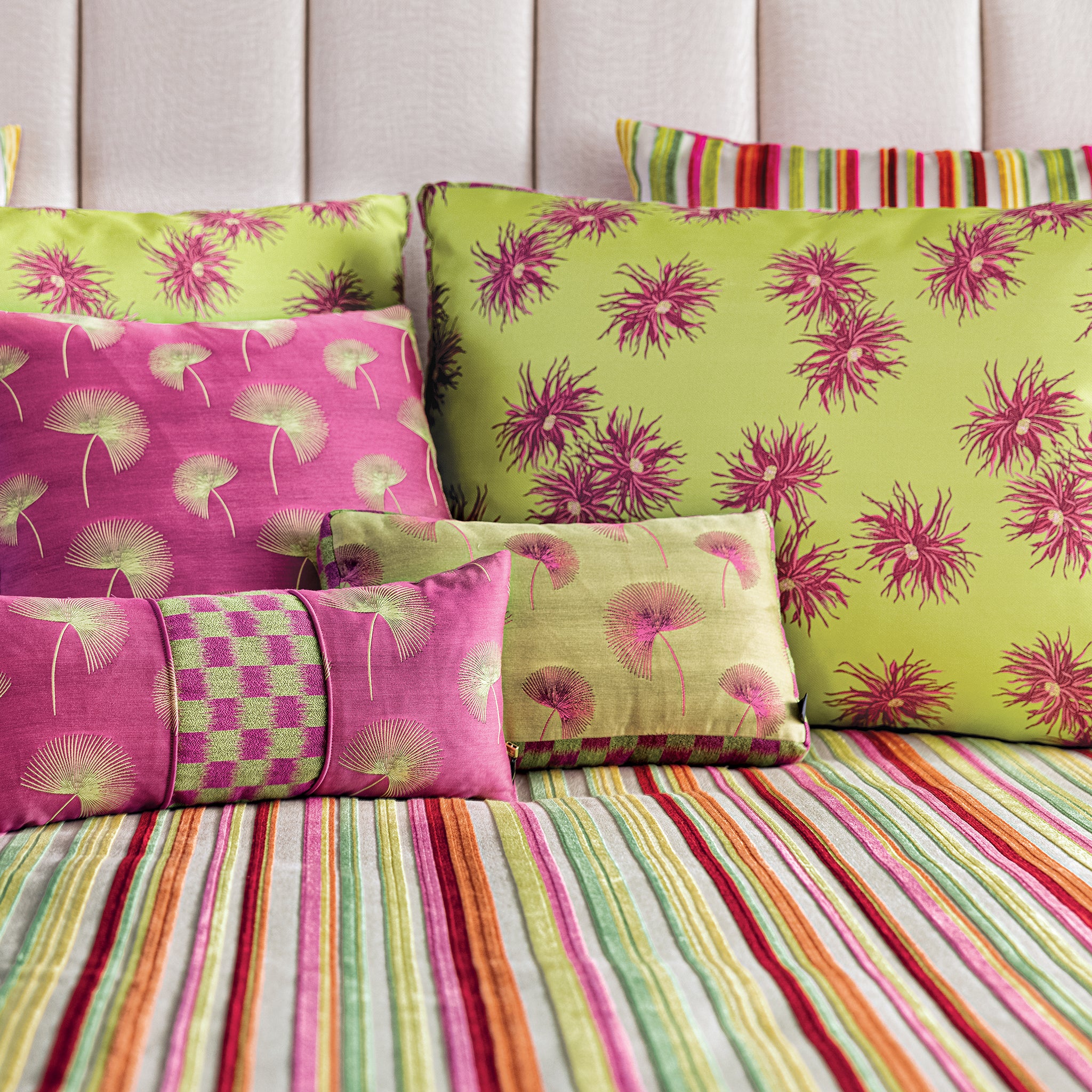 AZAMI Cushion 50x70x7cm - K三