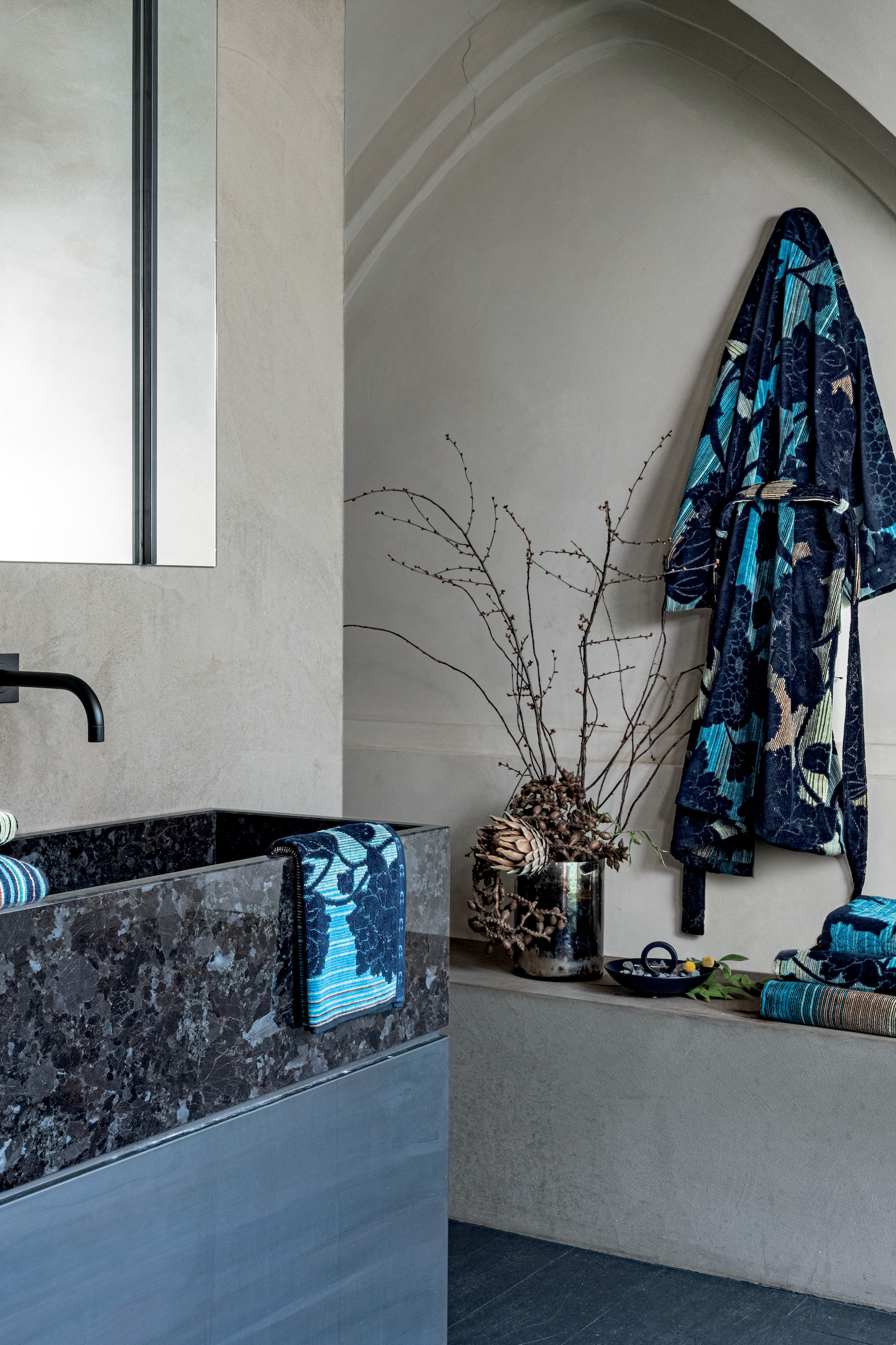 FUYOBOTAN Bath Robe