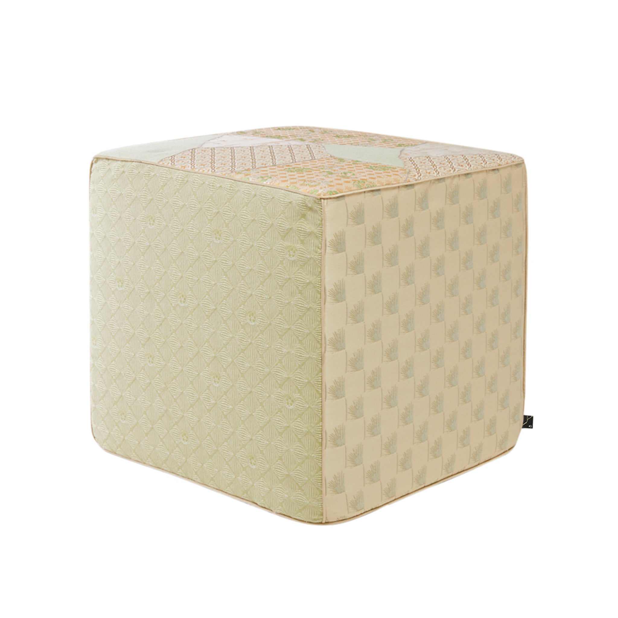 HANATSUGI Cubo Pouf