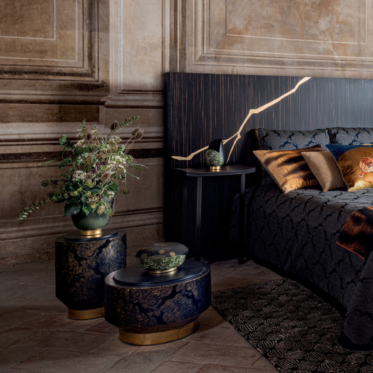 MEIGETZU E1 Ceramic Stool