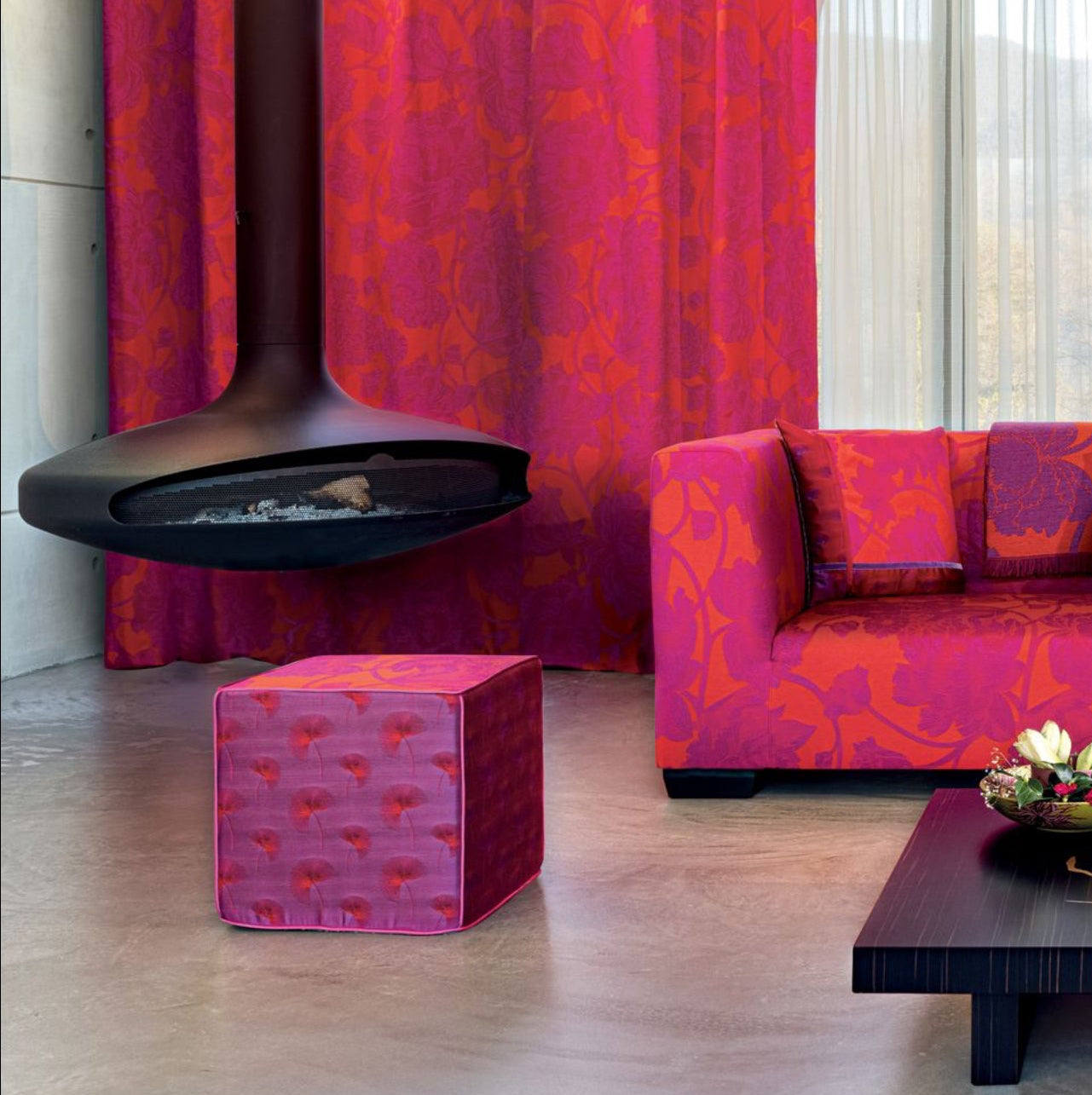 PEONIA Cubo Pouf - K三