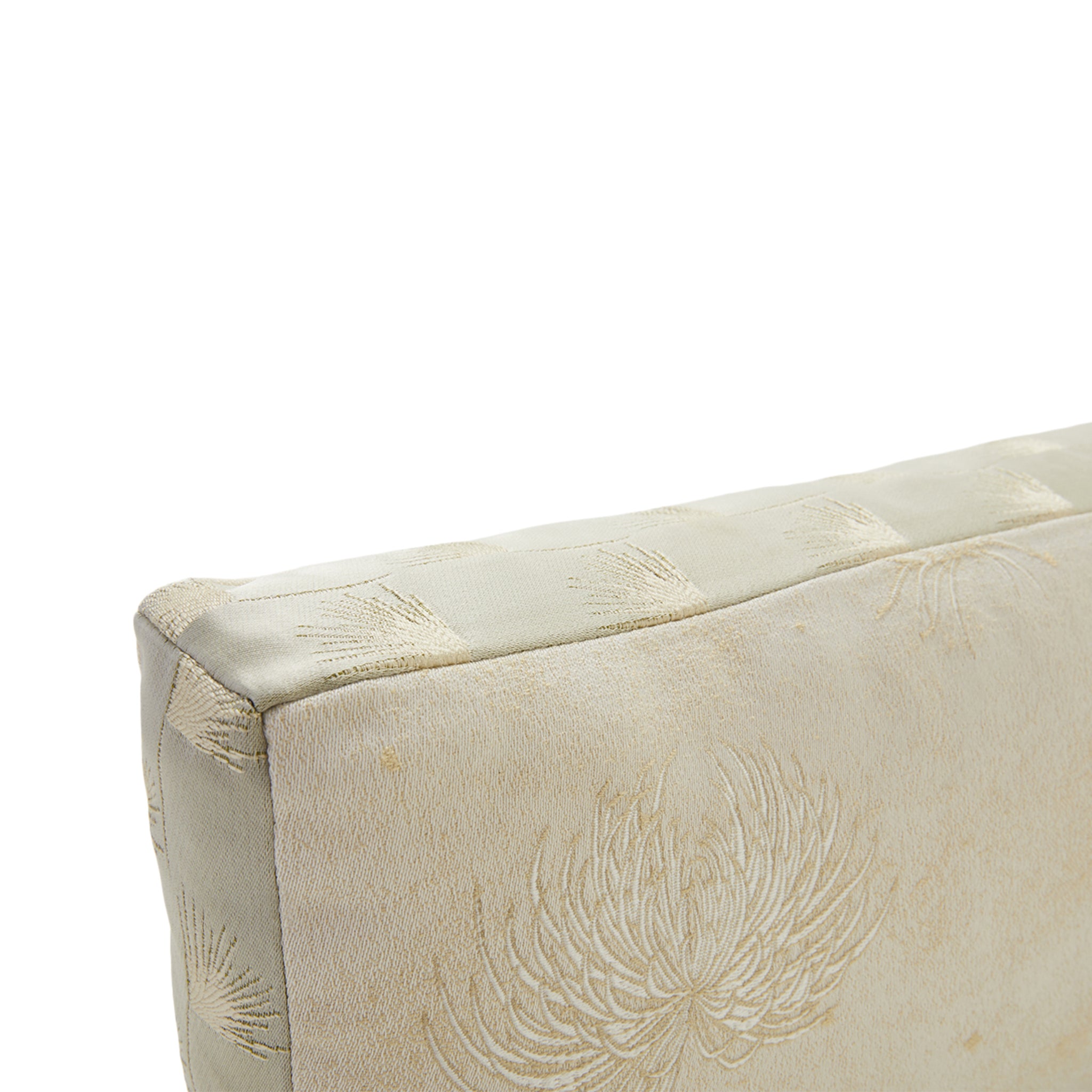 KIKU AWASE Cushion 20x35x5cm - K三