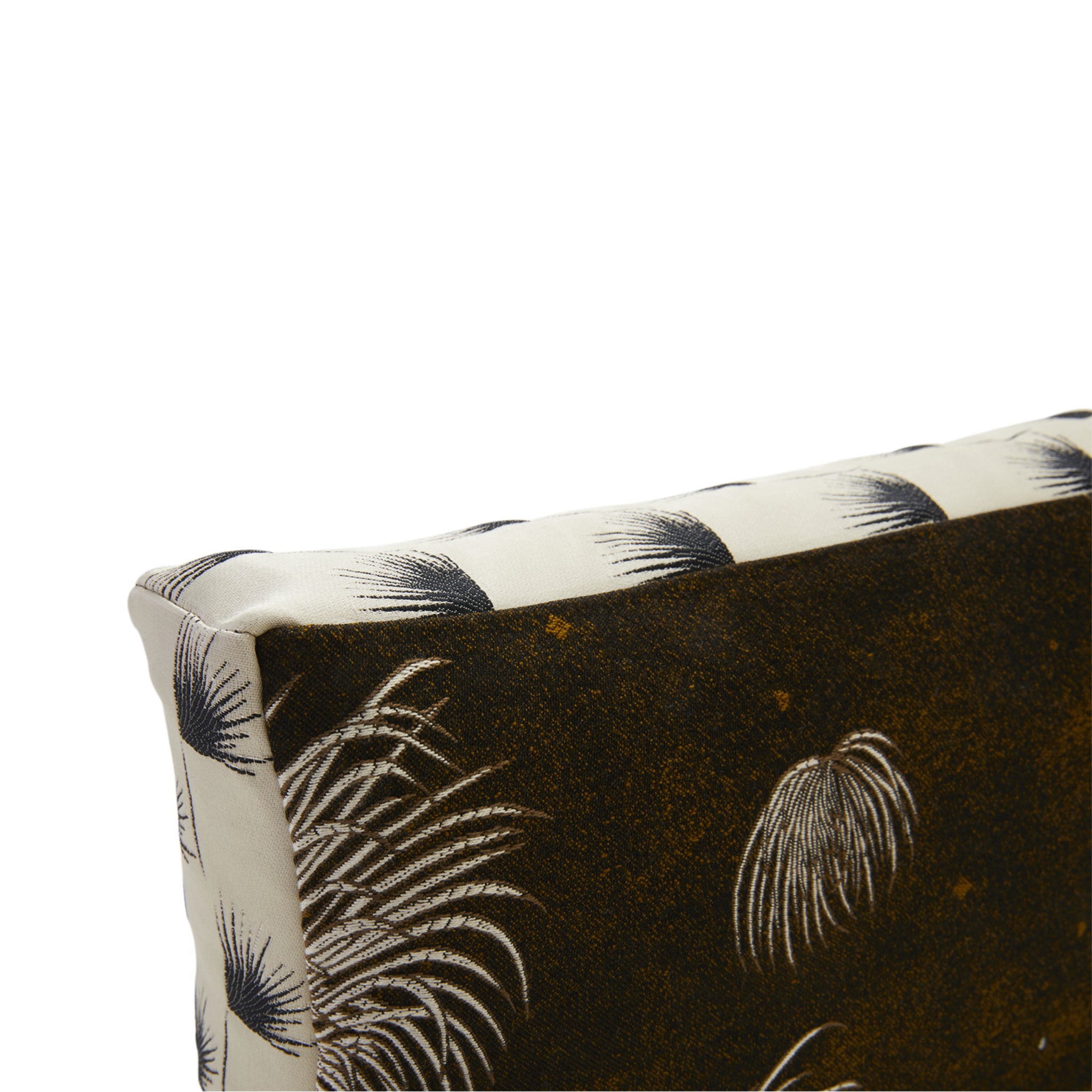 KIKU AWASE Cushion 20x35x5cm - K三