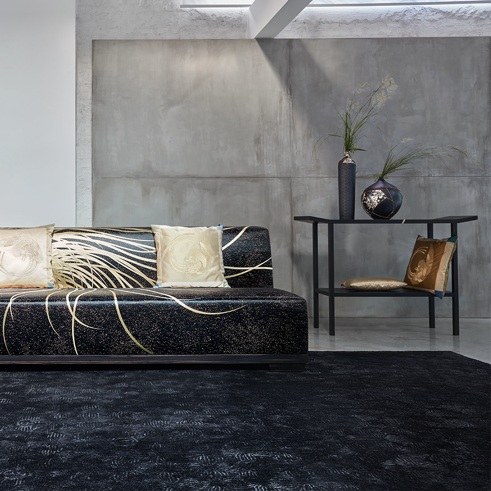 TAMASHI C4 Tall Vase - K三