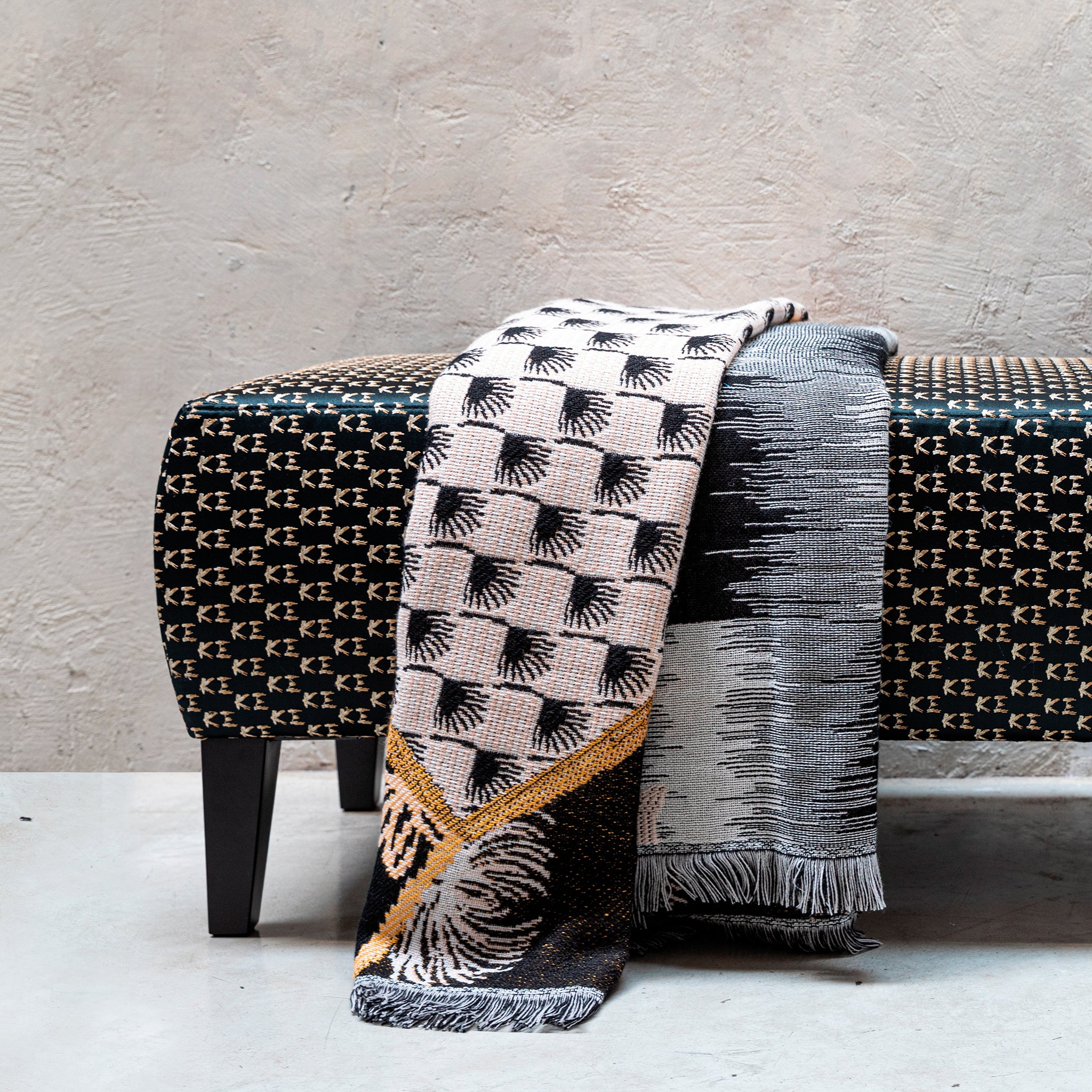 TSUGI-SHOGHUN Throw 145x200cm