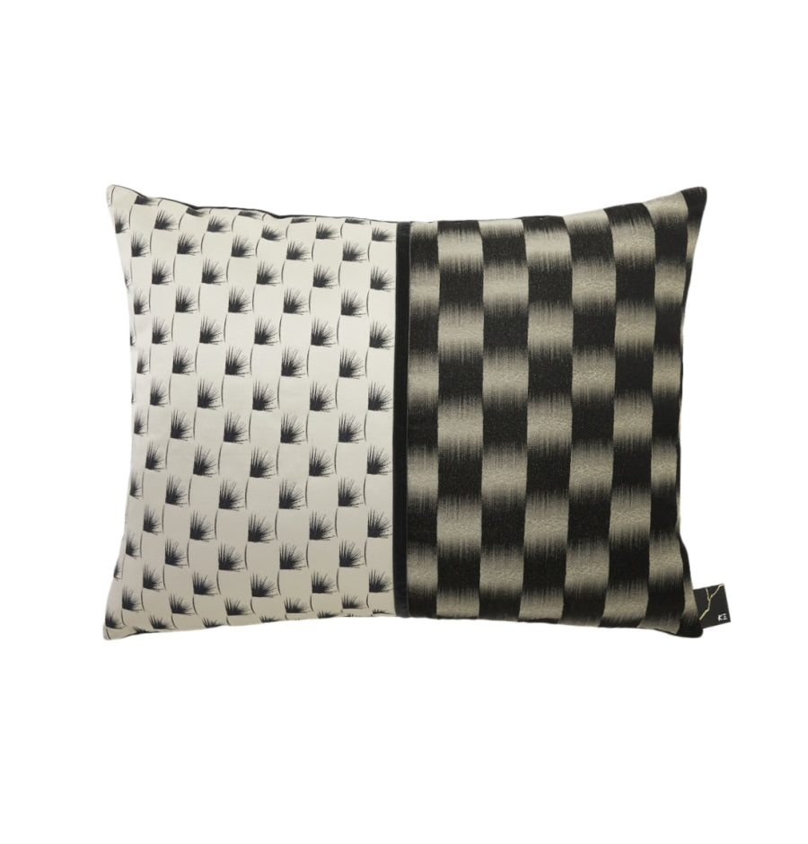 KAEDE IKAT - Home - Home accessories - Cushion