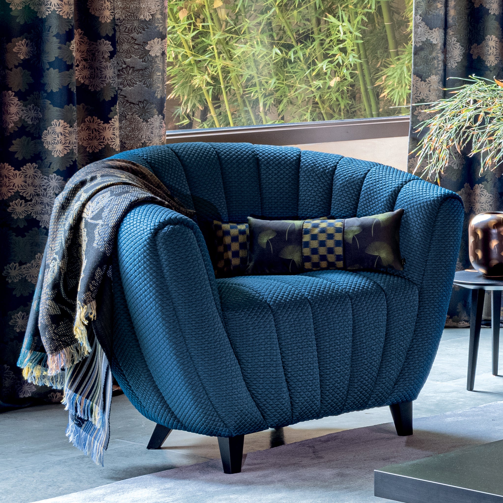 CHIYOGAMI Cushion 20x45cm - K三