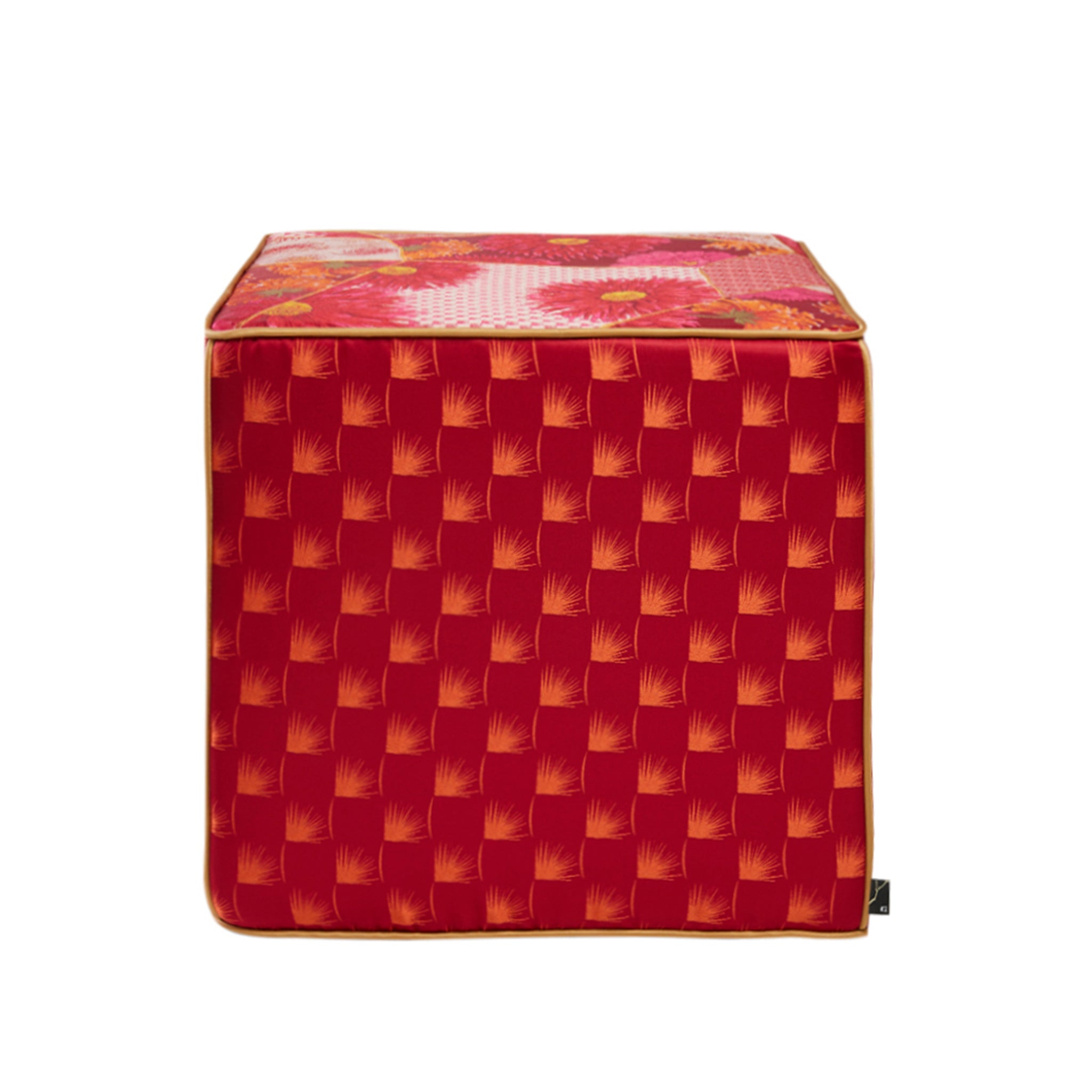 HANATSUGI Cubo Pouf