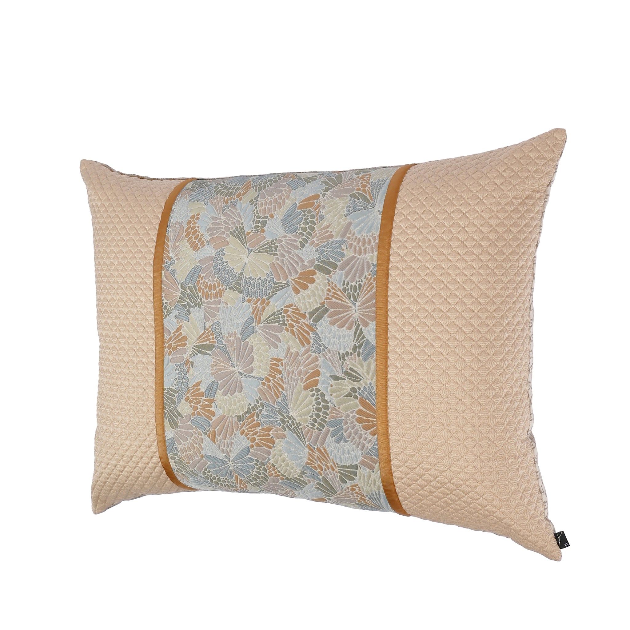 IROU Cushion 70x50cm - K三