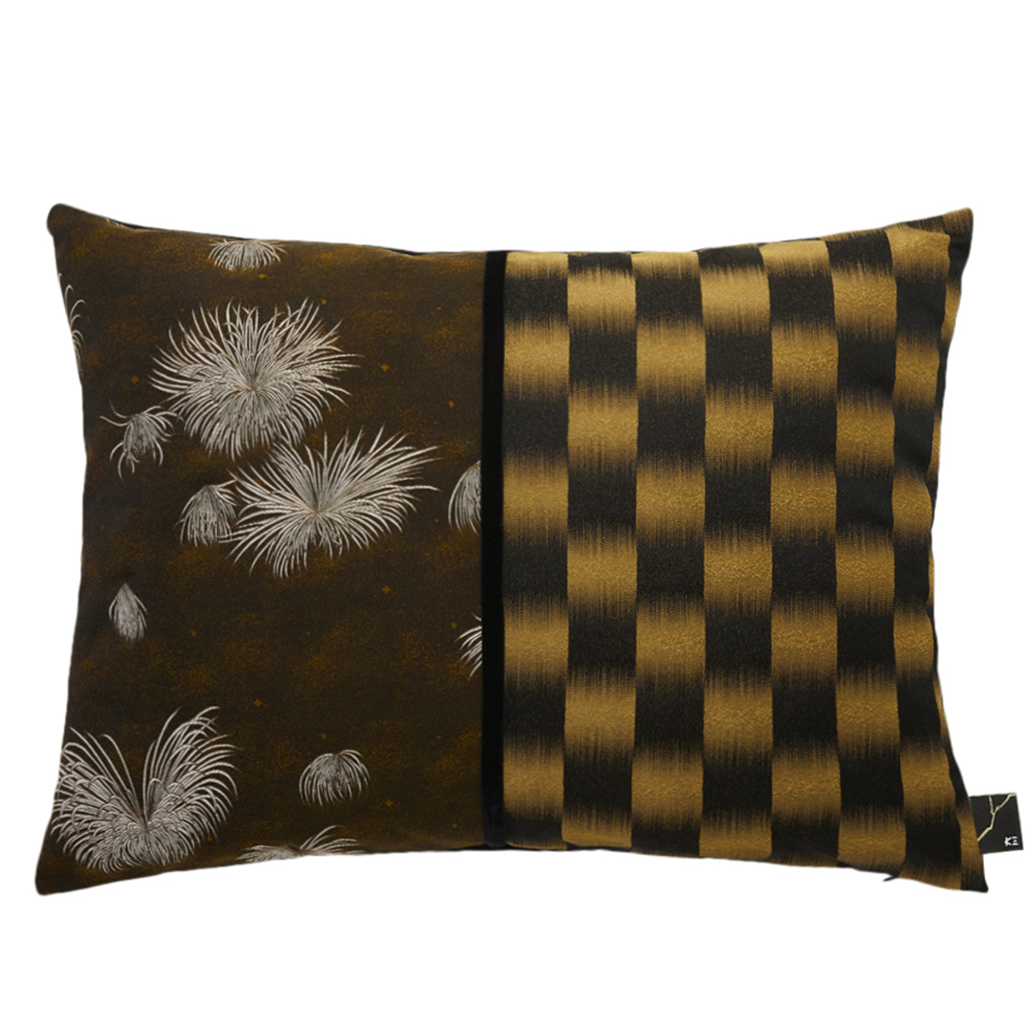 KIKU AWASE IKAT Cushion 50x70cm - K三