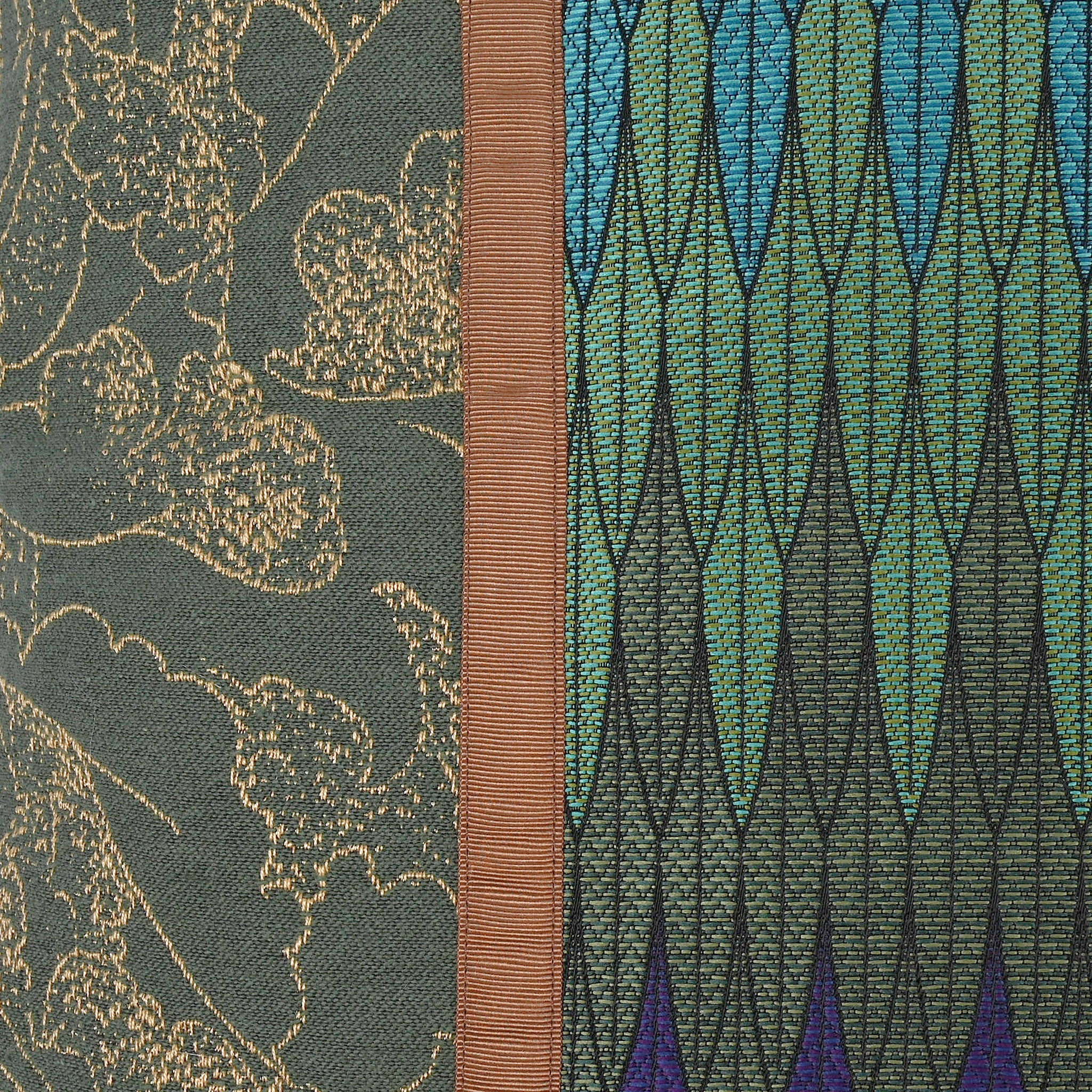 MISONO cushion 50x50cm - K三