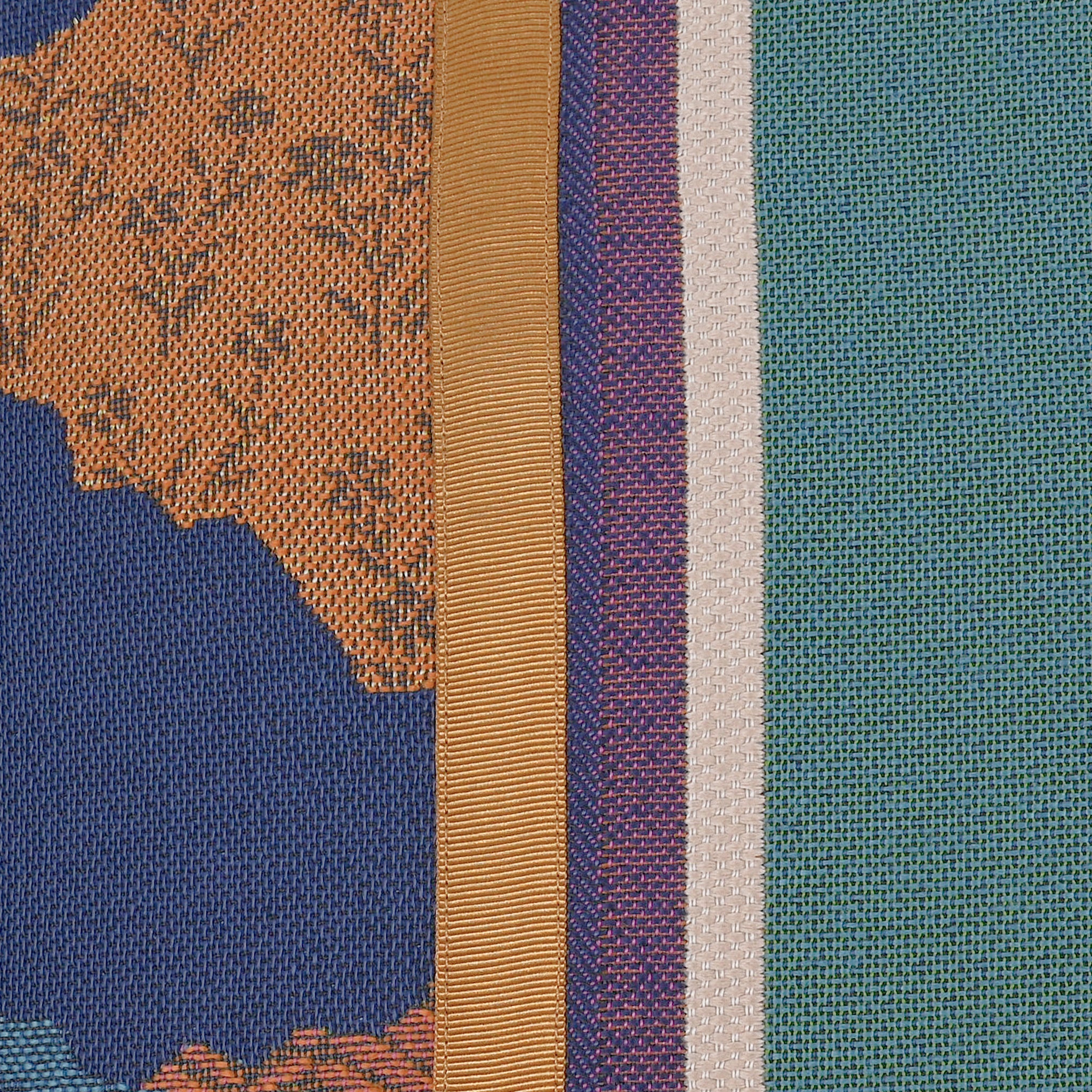 SHIGA Cushion 40x40cm - K三