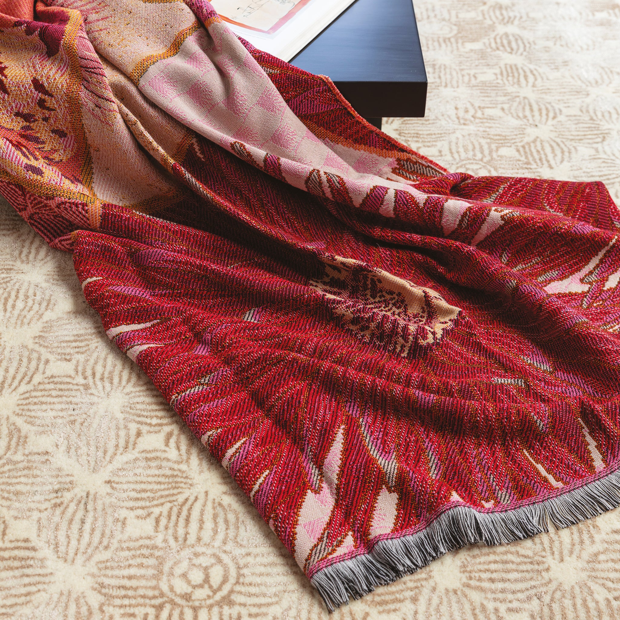 TSUGI-MAIKO Throw 145x200cm - K三