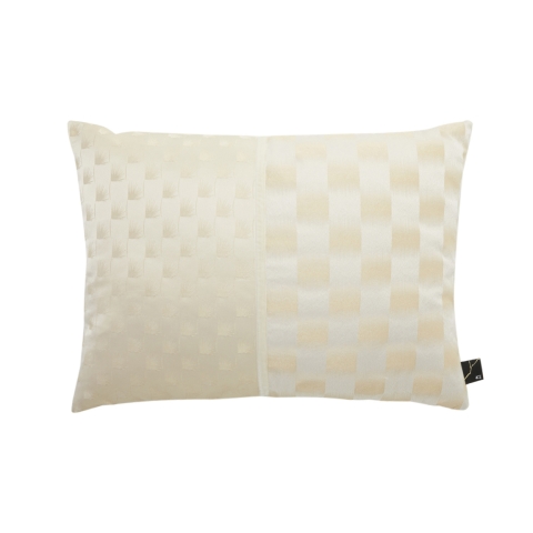 KAEDE IKAT - Home - Home accessories - Cushion